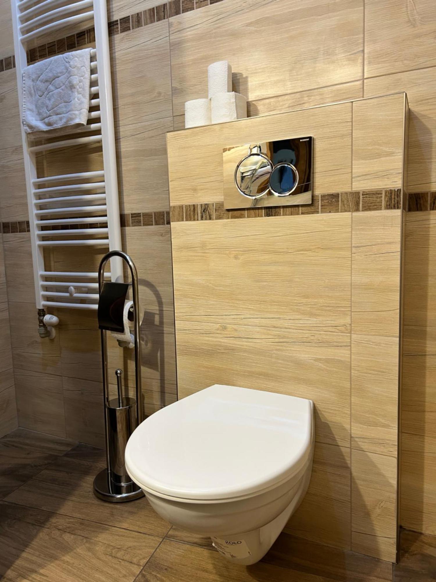 Komárno Hotel Banderium מראה חיצוני תמונה